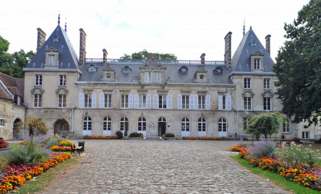 Château d’Aramont de Verberie Mairie de Verberie